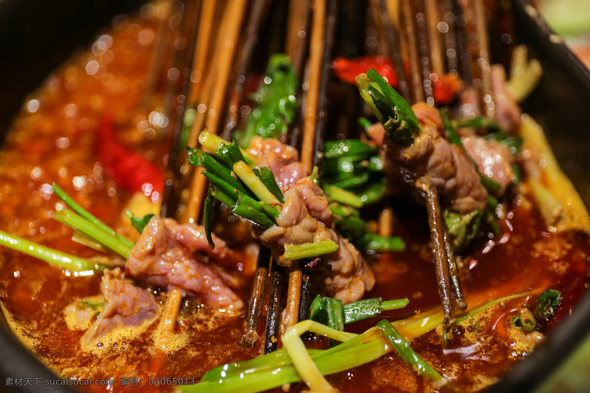 串串 火锅 火锅食材 火锅料理 海底捞 海底捞食材 红油火锅 重庆火锅 肥肠 大肠 香菜 海带 肥牛卷 肥羊卷 丸子 贡丸 鸭血 虾 虾滑 黄喉 海鲜菇 鱼丸 麻辣烫 麻辣香锅 牛肉丸 鸳鸯锅 火锅调料 粉条 宽粉 牛肚 肚片 撸串 桂皮 山药片 土豆片 鱼豆腐 玉米 红油 肉丸 金针菇 涮肉片 餐饮各种食物