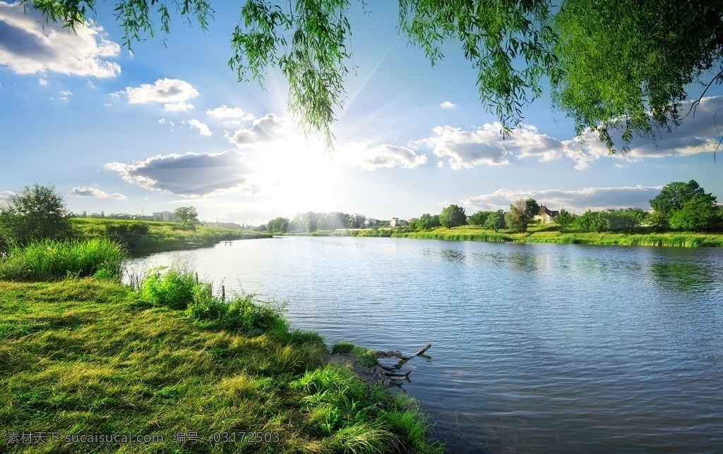 湖畔风光 湖畔 蓝天 白云 平静 小河 草地 树木 植物 河流 自然美景 阳光 光芒 大自然 自然景观 自然风景