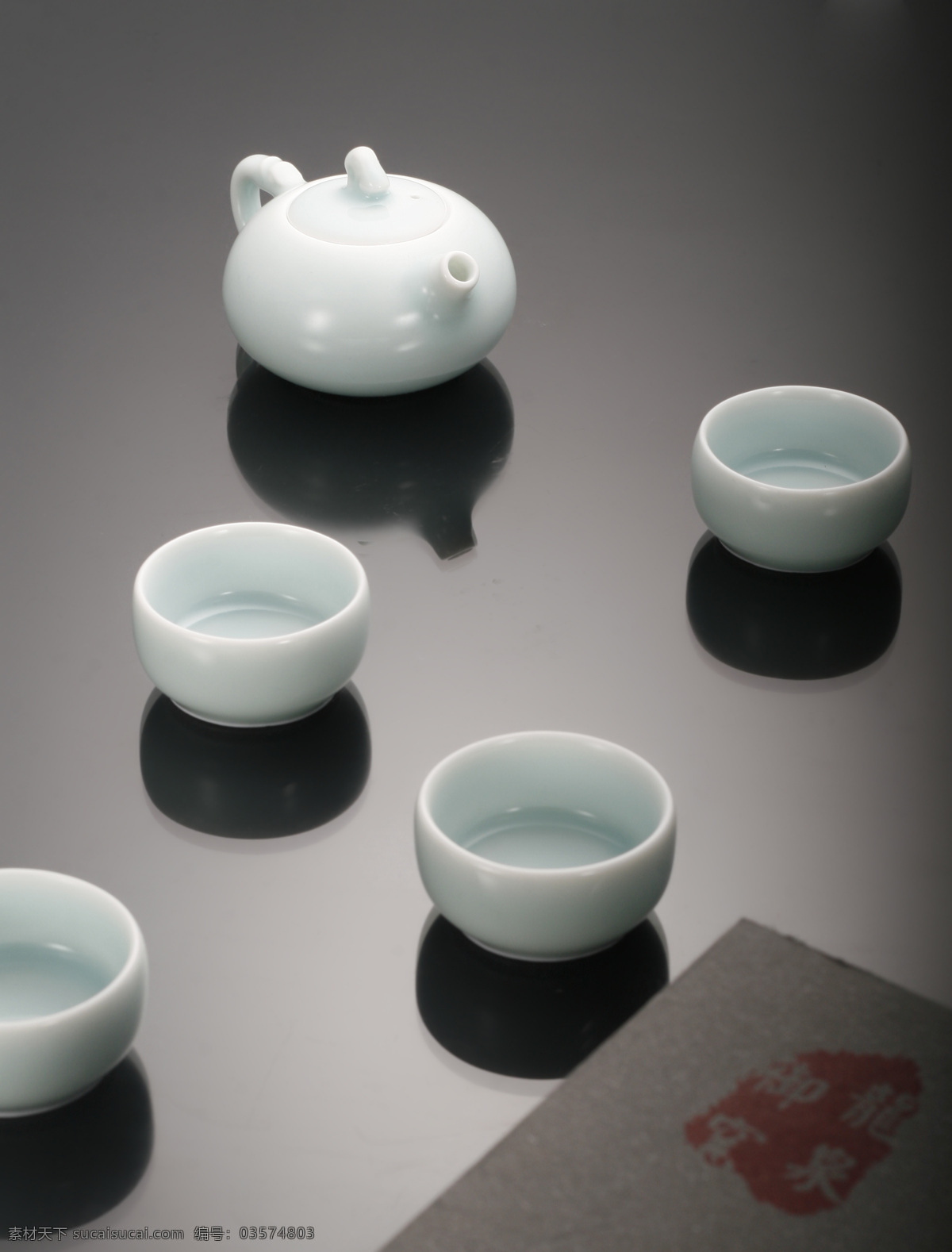 龙泉青瓷 茶具 青瓷茶具 青瓷 龙泉 粉青 创意摄影 茶具精品 传统文化 文化艺术