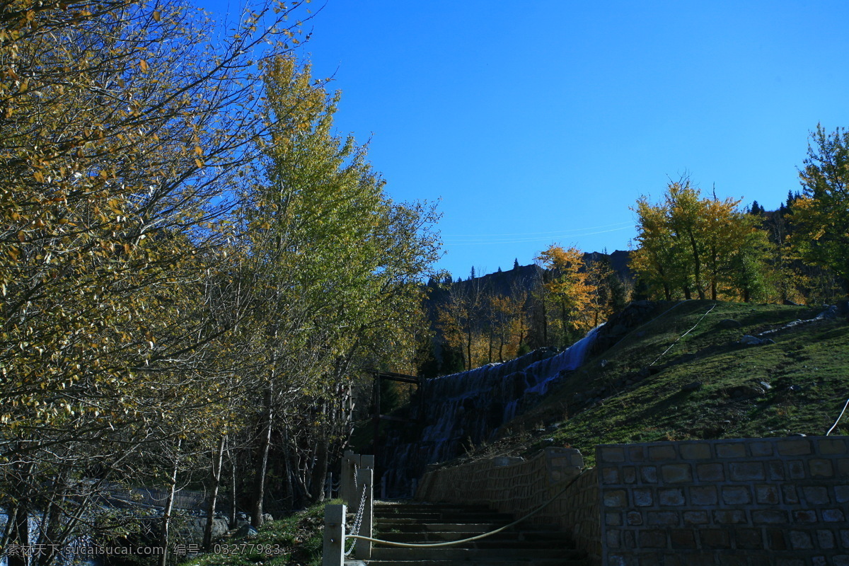 春季 风光图片 白云 春季风光 倒影 自然风光 自然风景 自然景观 蓝天森林风景 连绵起伏高山 psd源文件