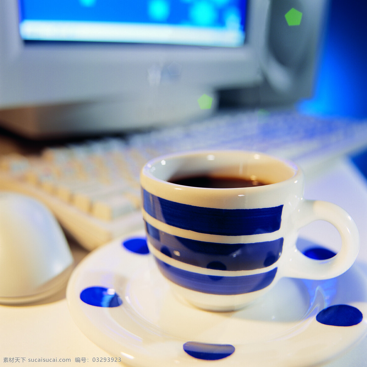 蓝白 风格 咖啡杯 蓝山 咖啡 现磨咖啡 it 工作 蓝山咖啡 蓝色