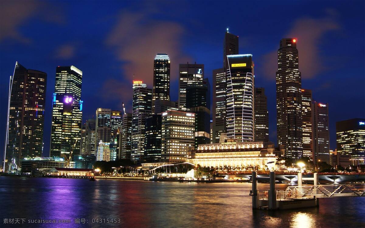 新加坡 海滨湾 一角 夜景 中央商务区 高楼大厦 摩天楼 建筑群 富尔顿大酒店 灯光灿烂 水面 倒影 夜空 城市景观 旅游风光摄影 旅游摄影 国外旅游