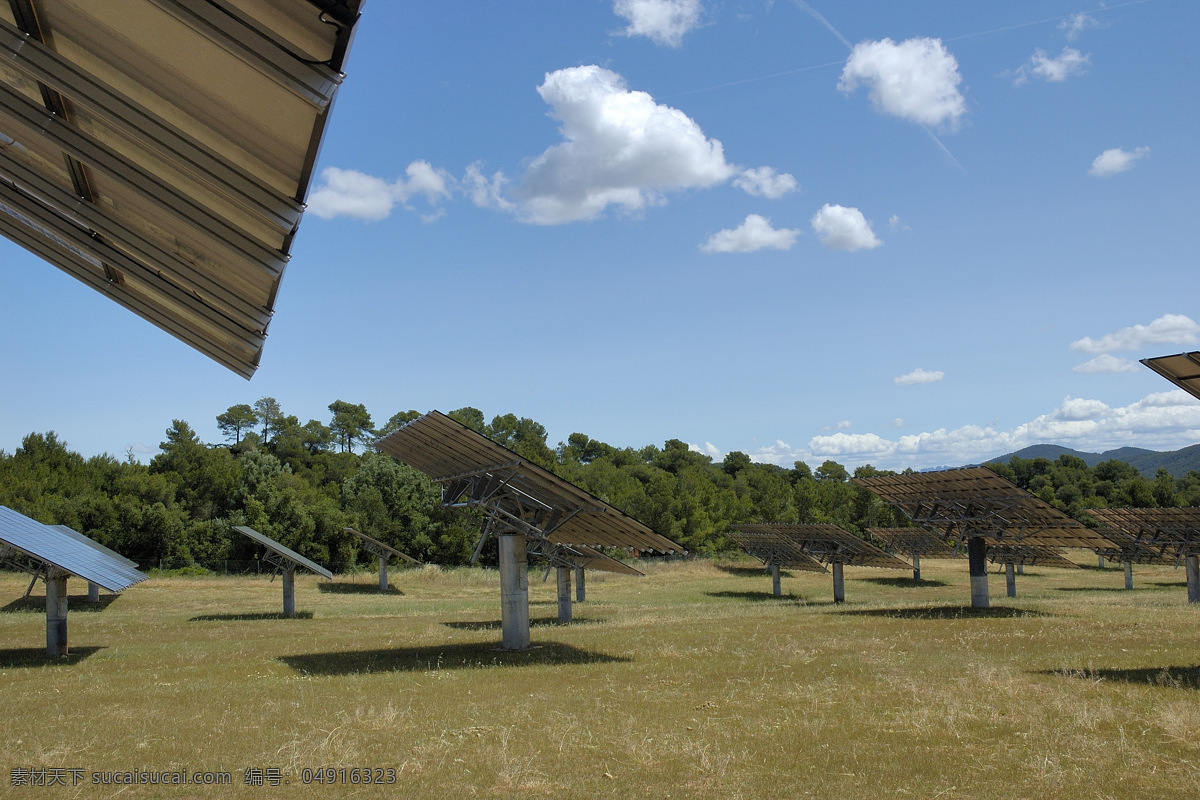 太阳能板 太阳能 蓝天 白云 光能源 绿色能源 清洁能源 绿色电力 环保 工业生产 现代科技 自可再生能源 现代工业 再生能源 环保能源