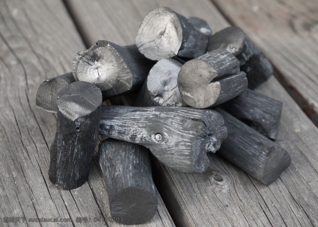 木炭 燃料 高档木炭 绿色 吸附 有机炭 活性炭 物资 橡木炭 生活百科 生活素材