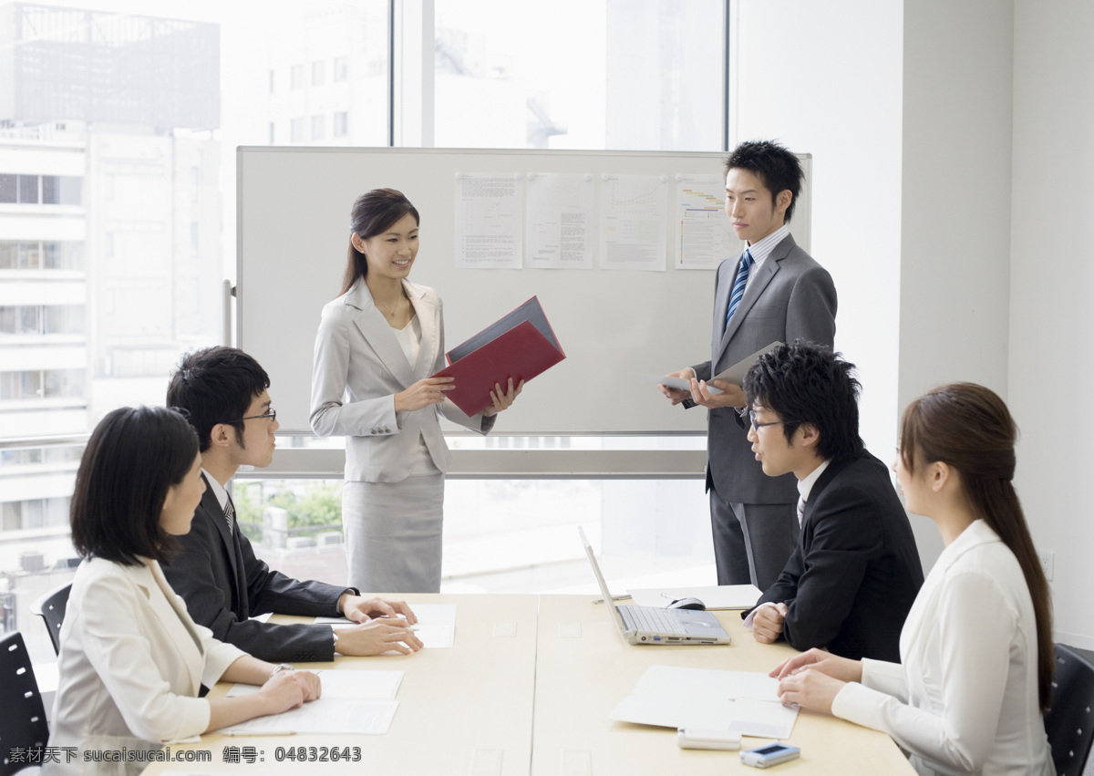 会议 研究 商务 团队 商业演讲 商务人士 职场 职业男性 青年 自信 成功 职业女性 美女 会议报告 会议演讲 商讨 开会 白领 摄影图 高清图片 人物图片