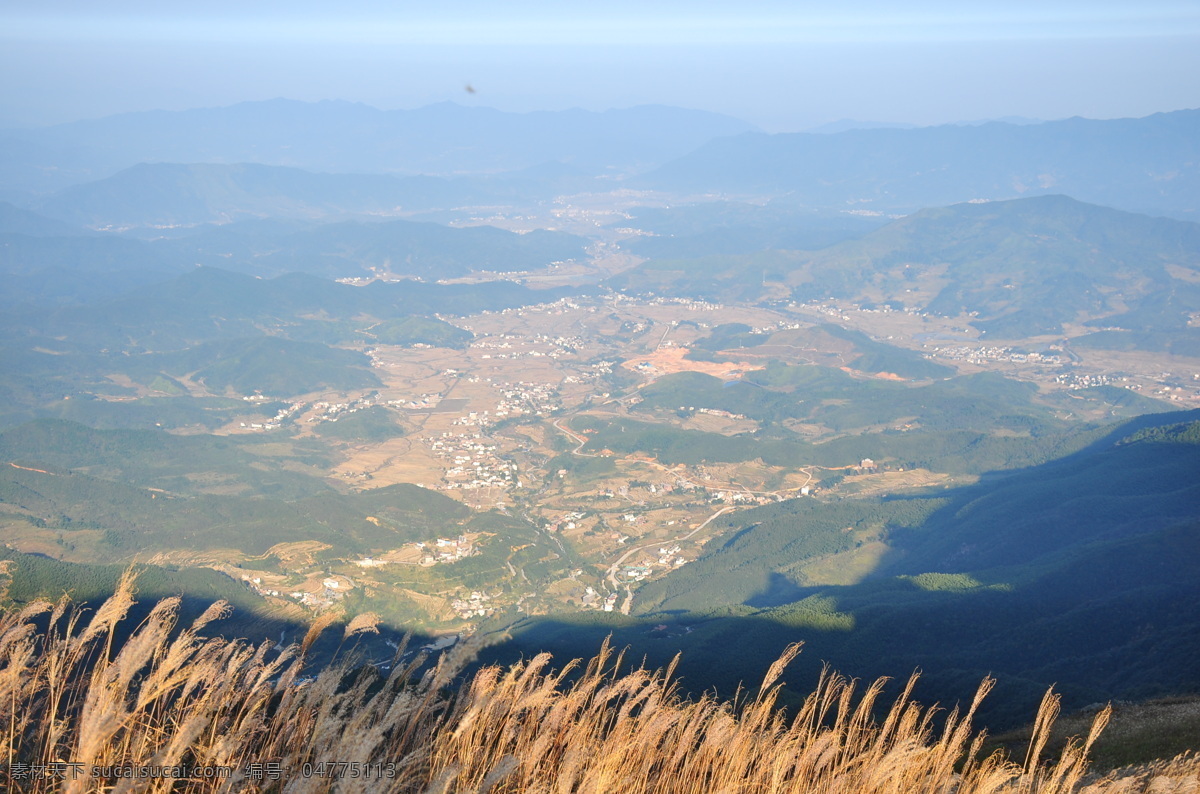 萍乡 武功山 武功 山 风光 山顶 晴空 烟雨武功山 魅力武功山 唯美 风景 高山草原 草原 绿地 草甸 蓝天 白云 江西武功山 旅游摄影 国内旅游 灰色