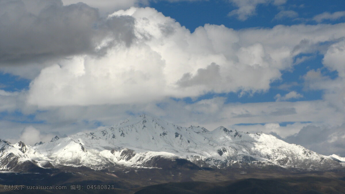 亚拉雪山 西藏 高原 云彩 天空 川藏线 塔公草原 雪山 川藏风景 自然风景 自然景观