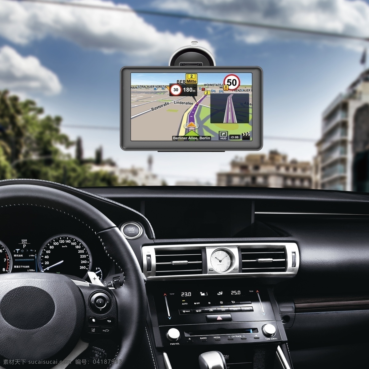 车内 车 导航 挡风玻璃 gps 汽车 汽车驾驶室 车载导航仪 车载 驾驶舱 在路上 现代科技 数码产品