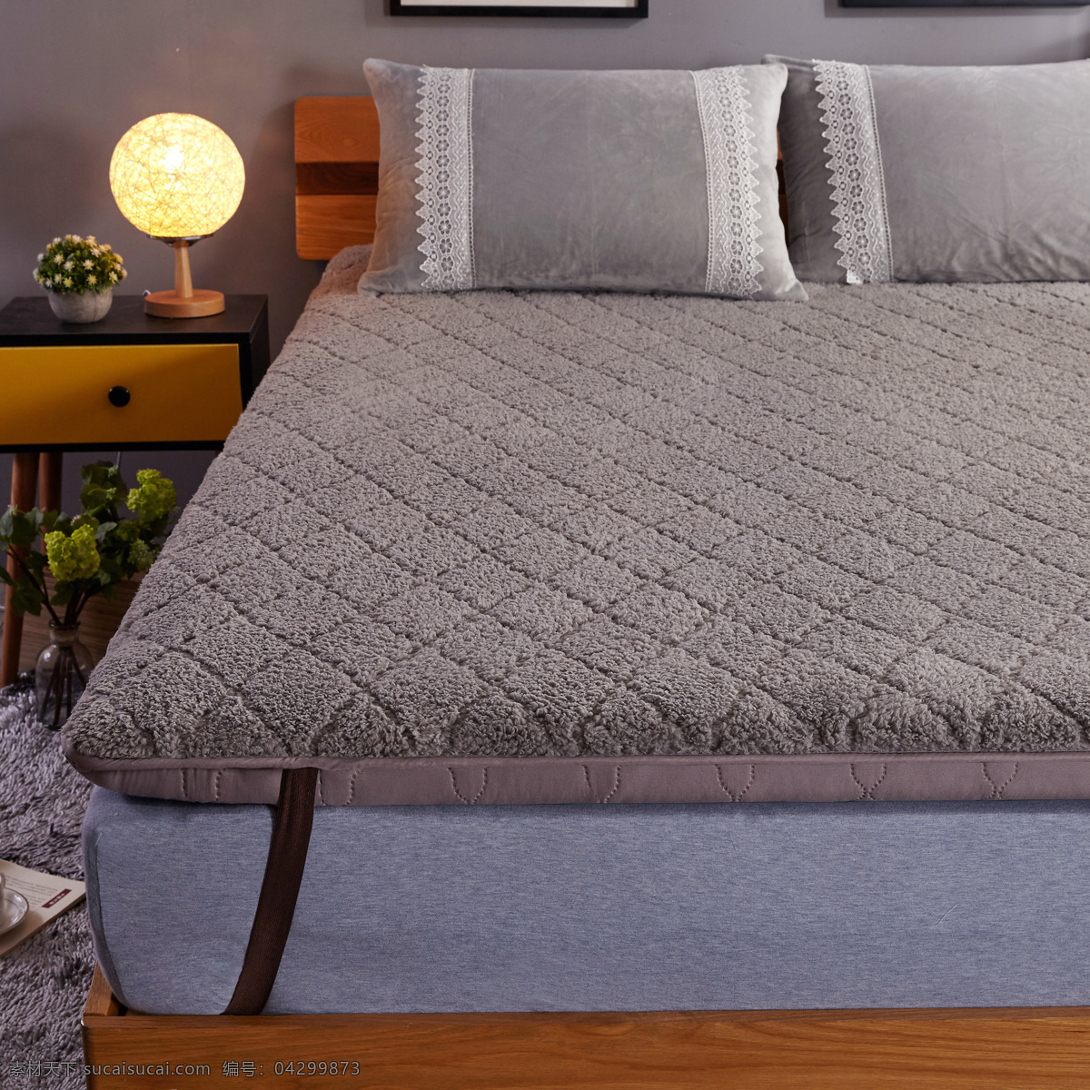 床垫 纯色 绗缝 床品 家纺 家居生活 生活百科 家纺图片