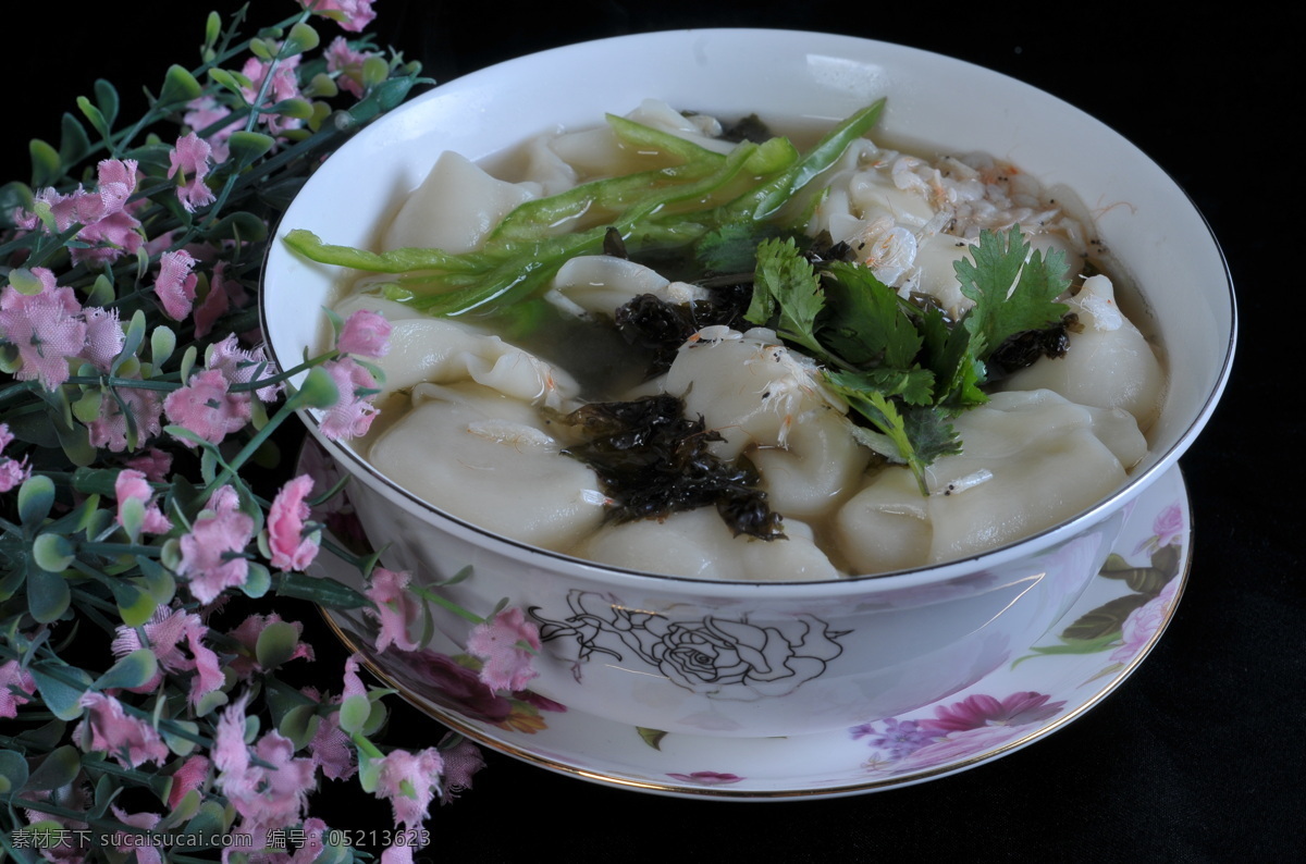 荠菜馄饨 汤馄饨 大碗馄饨 特色馄饨 美味馄饨 馄饨 早餐 早饭 中式 紫菜 大馄饨 小馄饨 鸡汁馄饨 美食 菜品照片 餐饮美食 传统美食