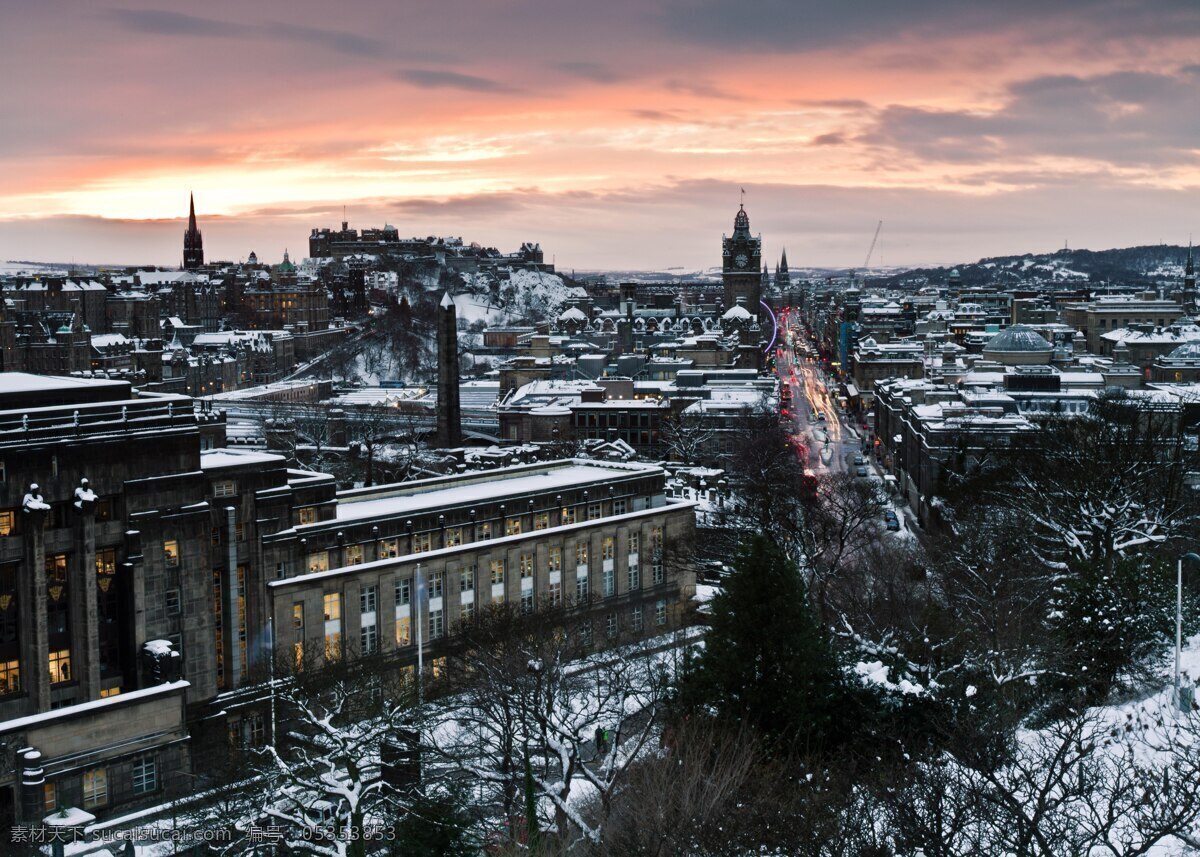 英国 爱丁堡 冬雪 景色 各种建筑 大楼 教堂 房顶 地面 树枝 白雪皑皑 银装素裹 道路 车流 黄昏 霞光映照 景色优美 自然风光摄影 自然景观 自然风景 灰色