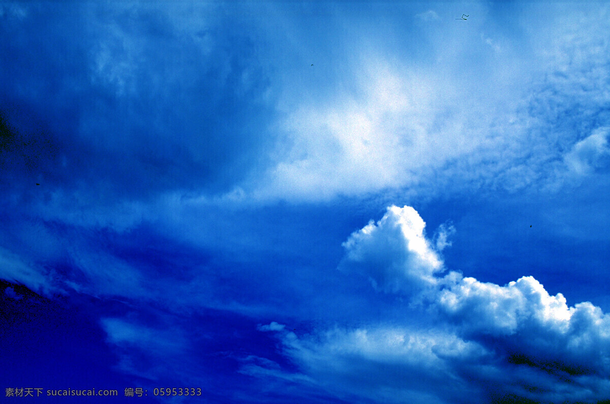 海蓝色 大气 天空 蓝天 白云 天空云彩 云朵 背景 自然景观 摄影图库 蓝天白云 云彩 风景 自然风景
