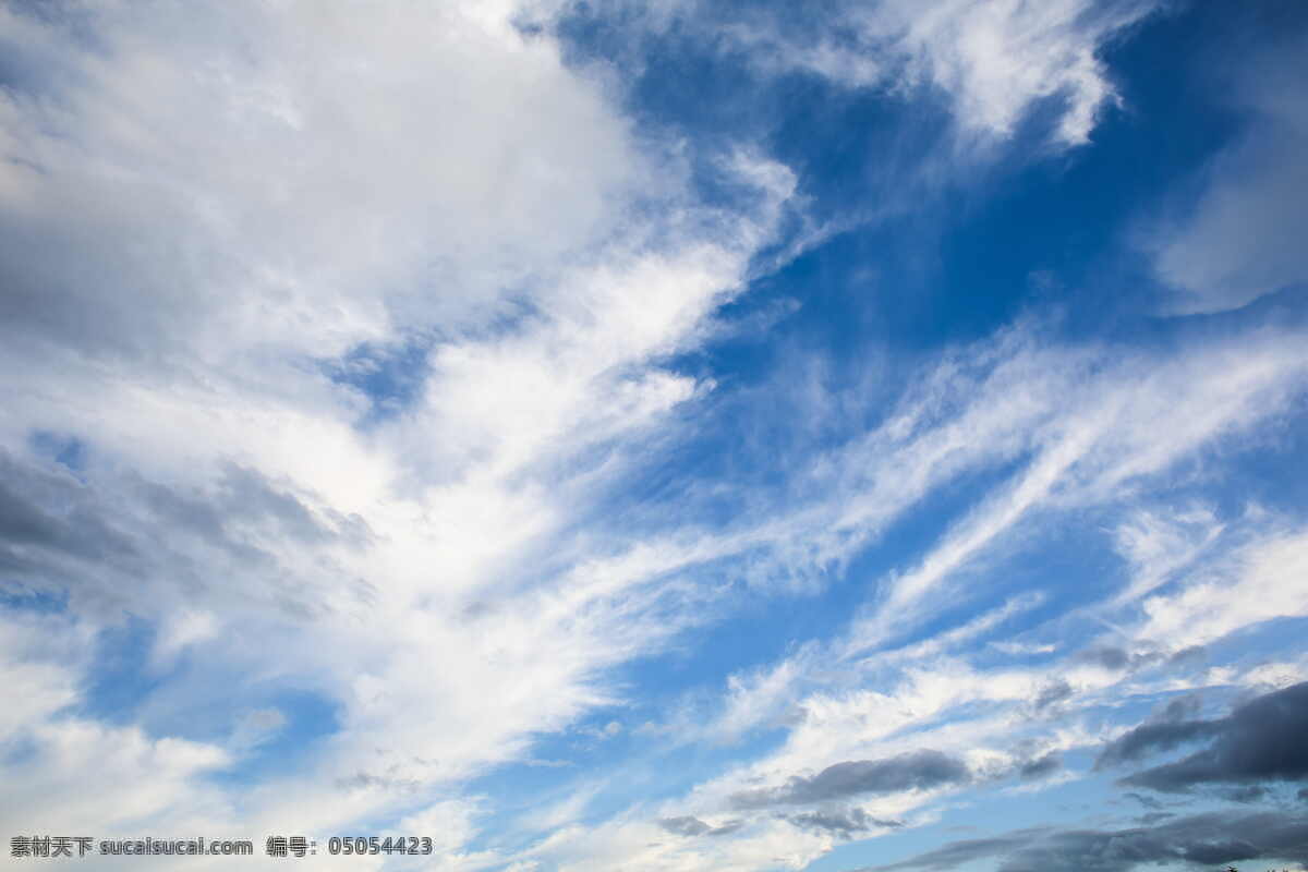 白云朵朵 万里晴空 夏日白云 天空云彩 天空云朵 天空素材 天空背景 白云素材 蓝天壁纸 蓝天白云 蓝天背景 蓝色天空 蔚蓝天空 蓝天白云摄影 自然景观 山水风景