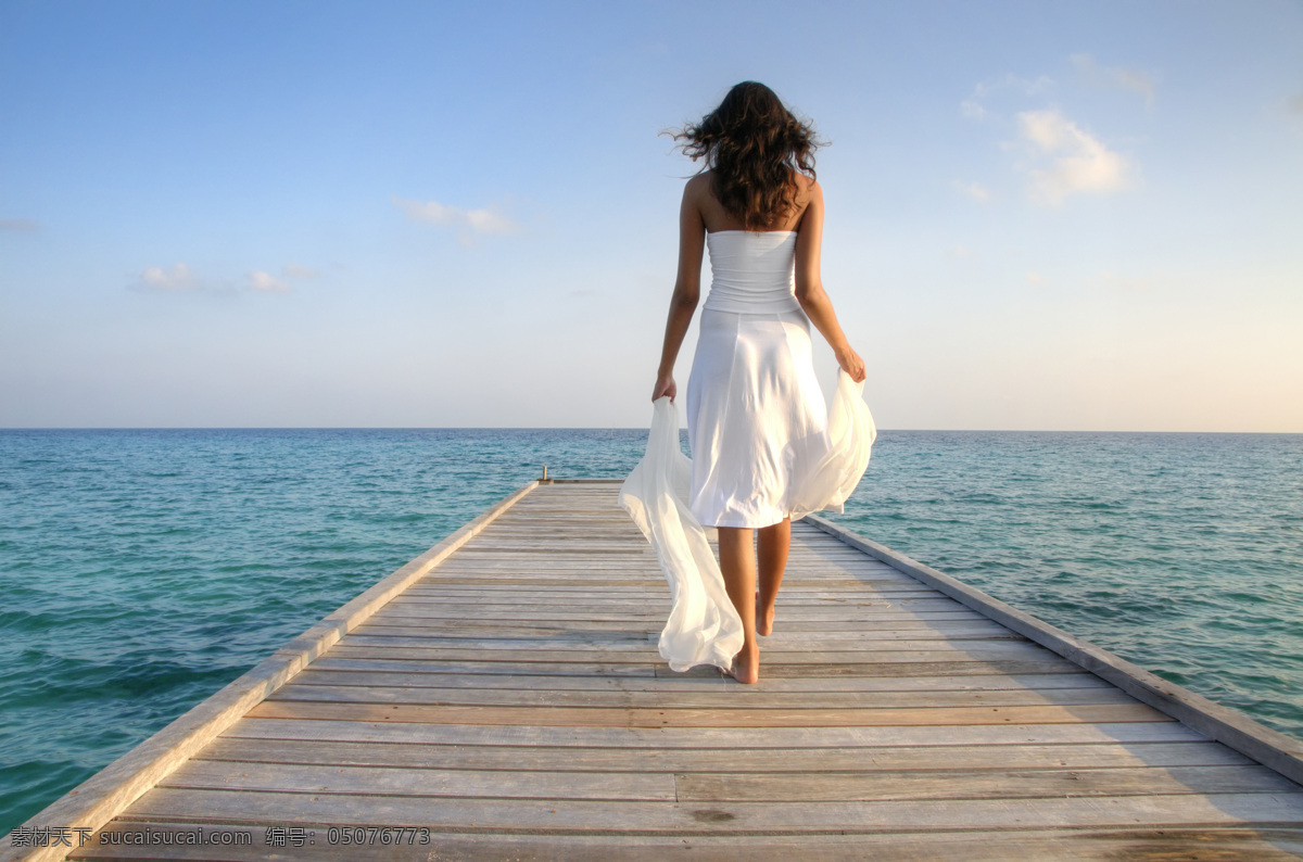 少女 女孩与海 少女背景 大海 海面 海边 美女 女孩 海 女性女人 人像摄影 女孩写真 人物图库