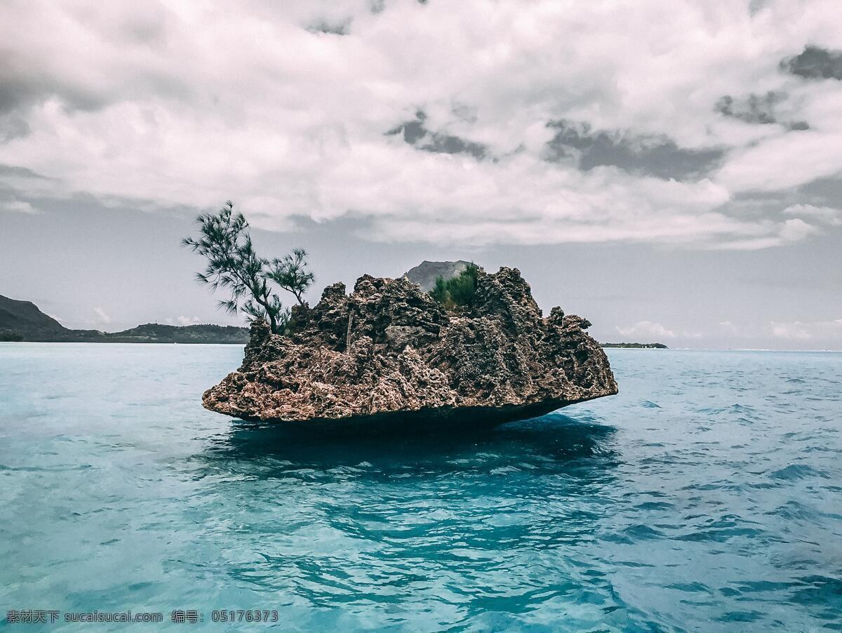 水中岛 小岛 海水 画面 小岛素材 小岛桌面 海 海岛摄影 海素材 风景画 电脑桌面 自然景观 自然风景