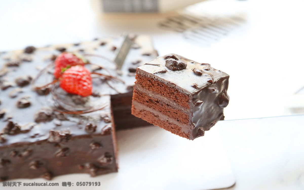 巧克力 蛋糕 巧克力蛋糕 奶油蛋糕 可可粉 水果 巧克力豆 甜点 糕点 美味 美食 烘焙食品 餐饮与蔬果 餐饮美食 西餐美食 传统美食