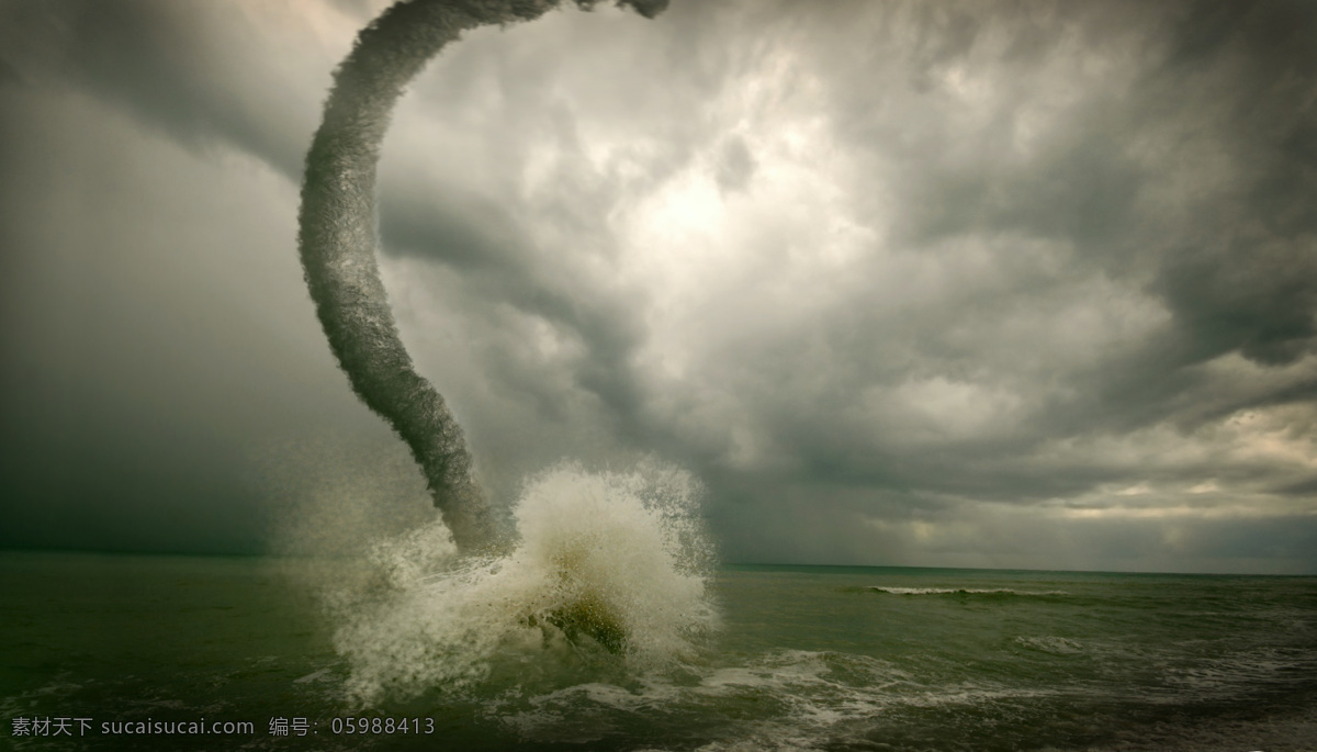 海面 上 龙卷风 乌云 自然灾害 灾难 其他风光 风景图片