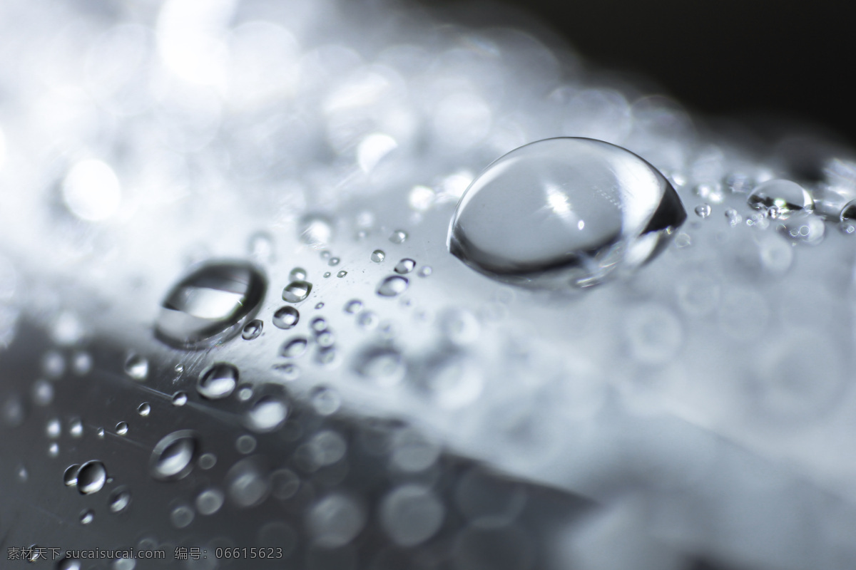 清澈 水滴 清澈的水滴 水 水背景 水主题 水元素 水图片 生活百科