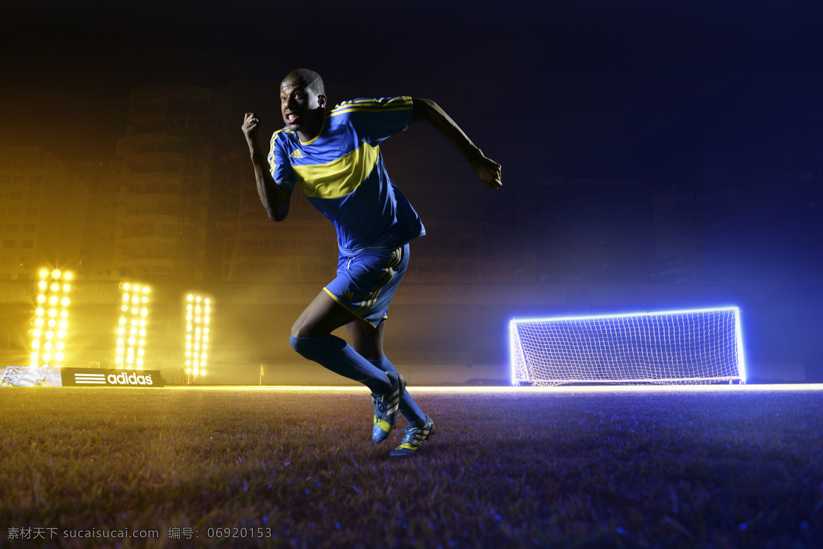 adidas 顶级 广告 体育运动 文化艺术 宣传 狂 战士 足球鞋 狂战士足球鞋 狂战士 矢量图 日常生活