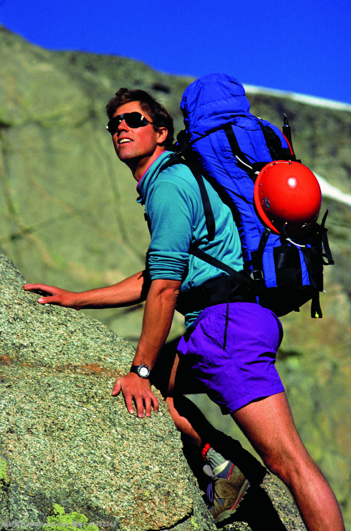 登山 户外 悬崖 高山 运动 体育 惊险 陡壁 蓝天 文化艺术 体育运动 户外运动 摄影图库