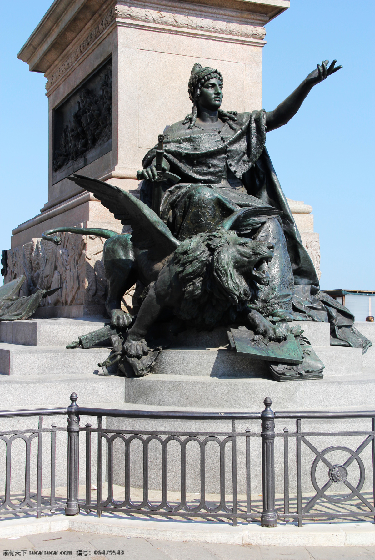 翅膀 雕塑 雕像 建筑园林 欧洲 青铜 狮子 法意 风光图片 法意风光 城市雕塑 青铜雕塑 欧洲摄影 psd源文件