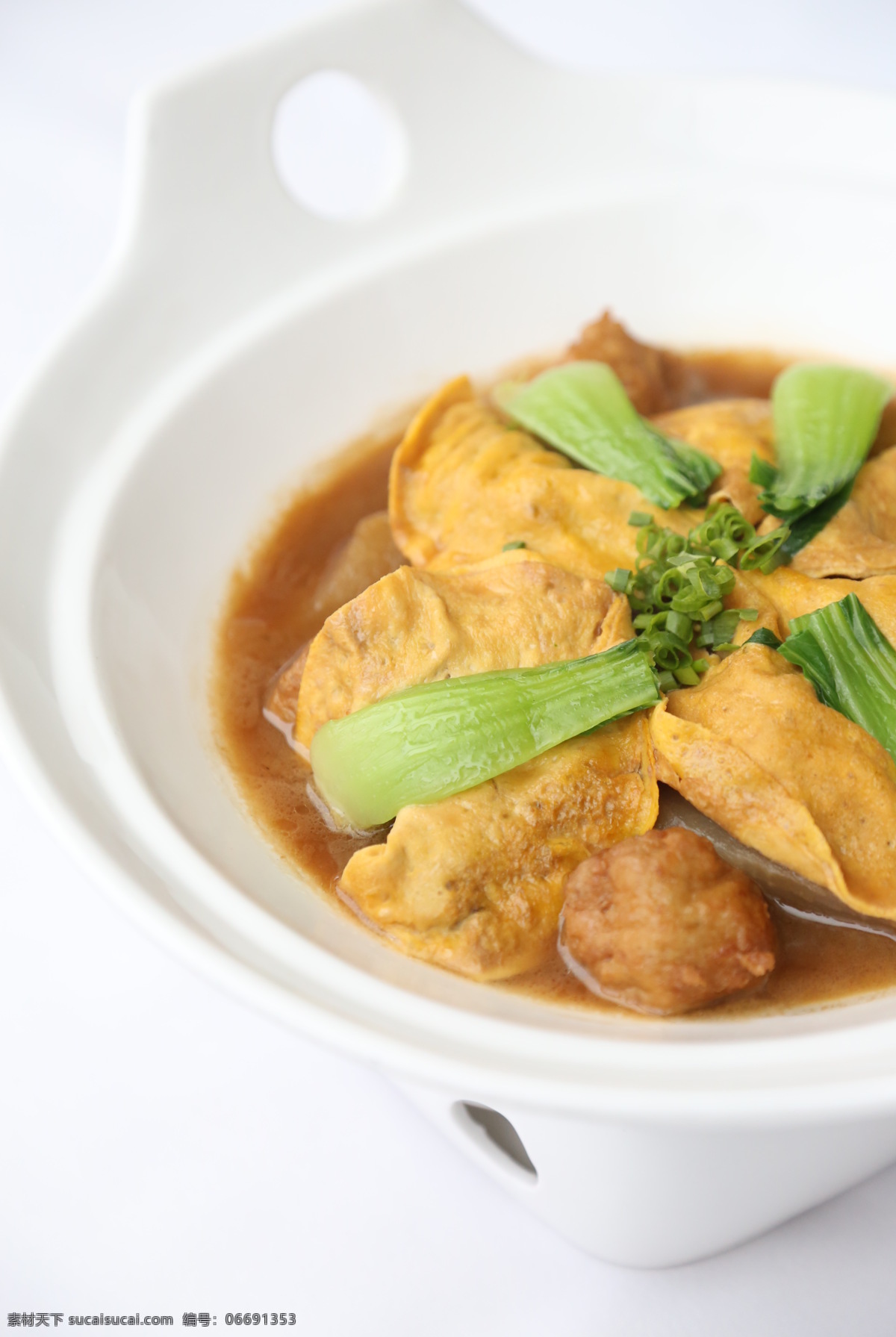 蛋饺 丸子 牛肉丸子 蒸蛋饺 蛋饺烧丸子 撒尿牛丸 食物 餐饮美食 传统美食