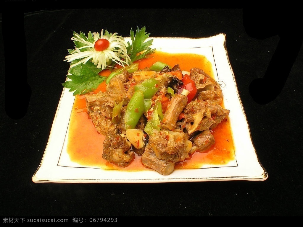 红烧羊尾 中华美食 美味 熟菜 鲜花 装饰 盘子 餐饮美食 传统美食 摄影图库