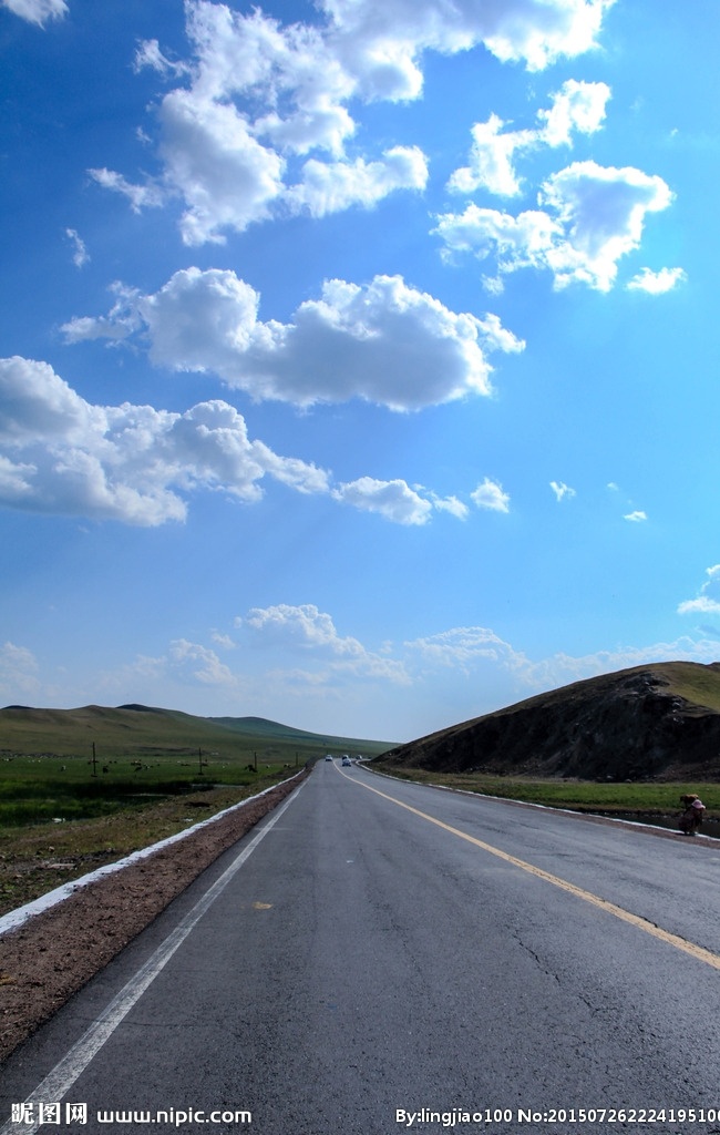 草原公路 草原 公路 蓝天 白云 柏油路 自然景观 自然风景