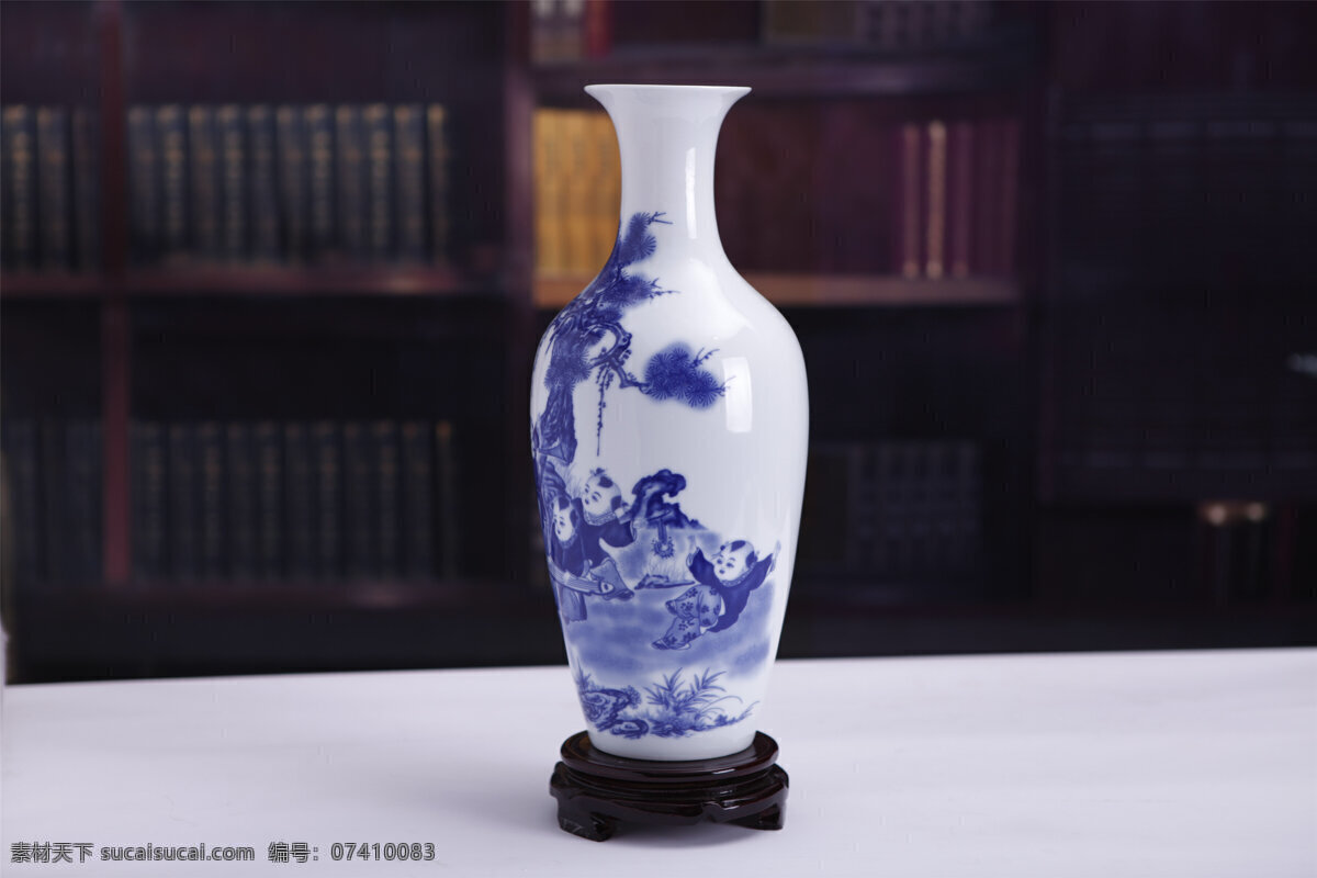 摆件 摆设 瓷器 工艺品 家居装饰 江西 景德镇 花瓶古典 珍藏 文物 瓷都 青花瓷 手绘 山水花瓶 文化艺术 psd源文件