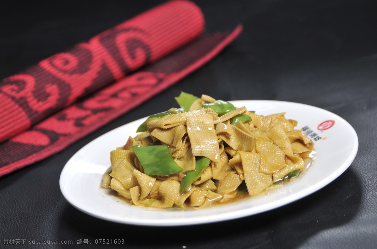 尖椒干豆腐 热菜 东北菜 家常菜 农家菜 干豆腐 尖椒 传统美食 餐饮美食