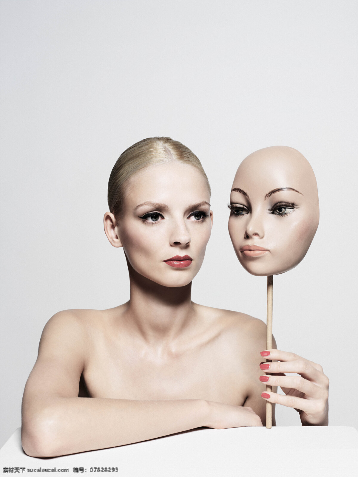 假面 美女 化妆品 创意 广告 护肤 女性女人 人物图库