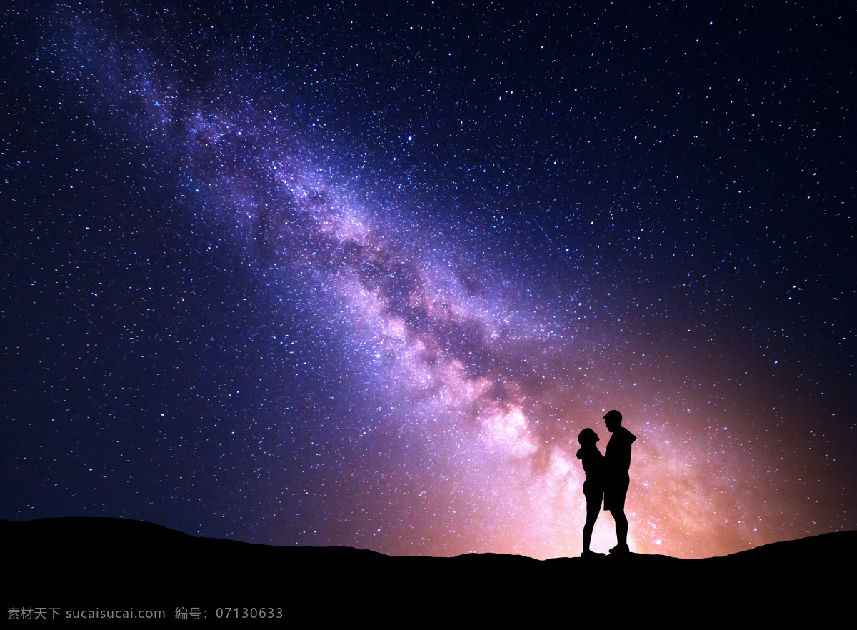 星空 下 拥抱 情侣 星空下 星河 银河 银河系 银河背景 宇宙 梦幻星空 爱人 夫妻 男女 幸福 宇宙星空 自然景观 自然风光