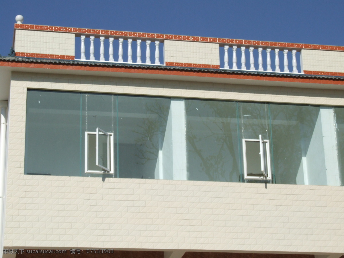 玻璃 玻璃墙 窗 瓷砖 建筑摄影 建筑园林 楼房 铝合金 玻璃平开窗 外墙 铝合金窗 室内 天空 围栏 装修效果 装饰素材 室内装饰用图