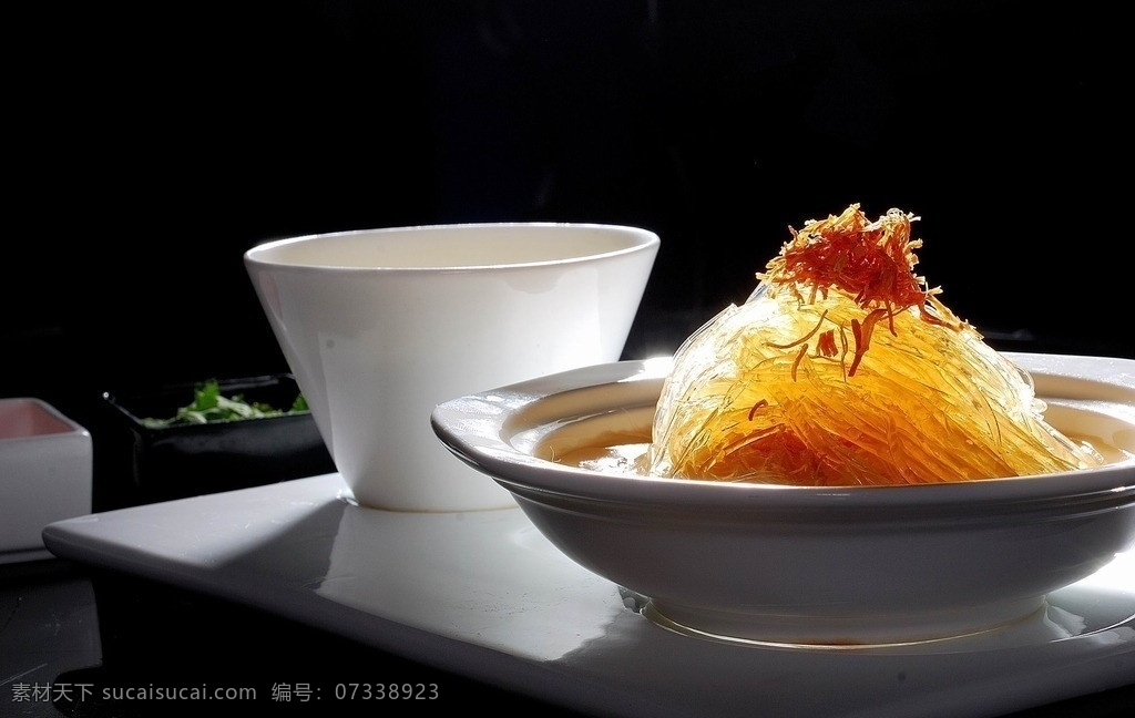 金汤翅 鲍鱼 鱼翅 燕窝 海参 餐饮美食 传统美食 摄影图库