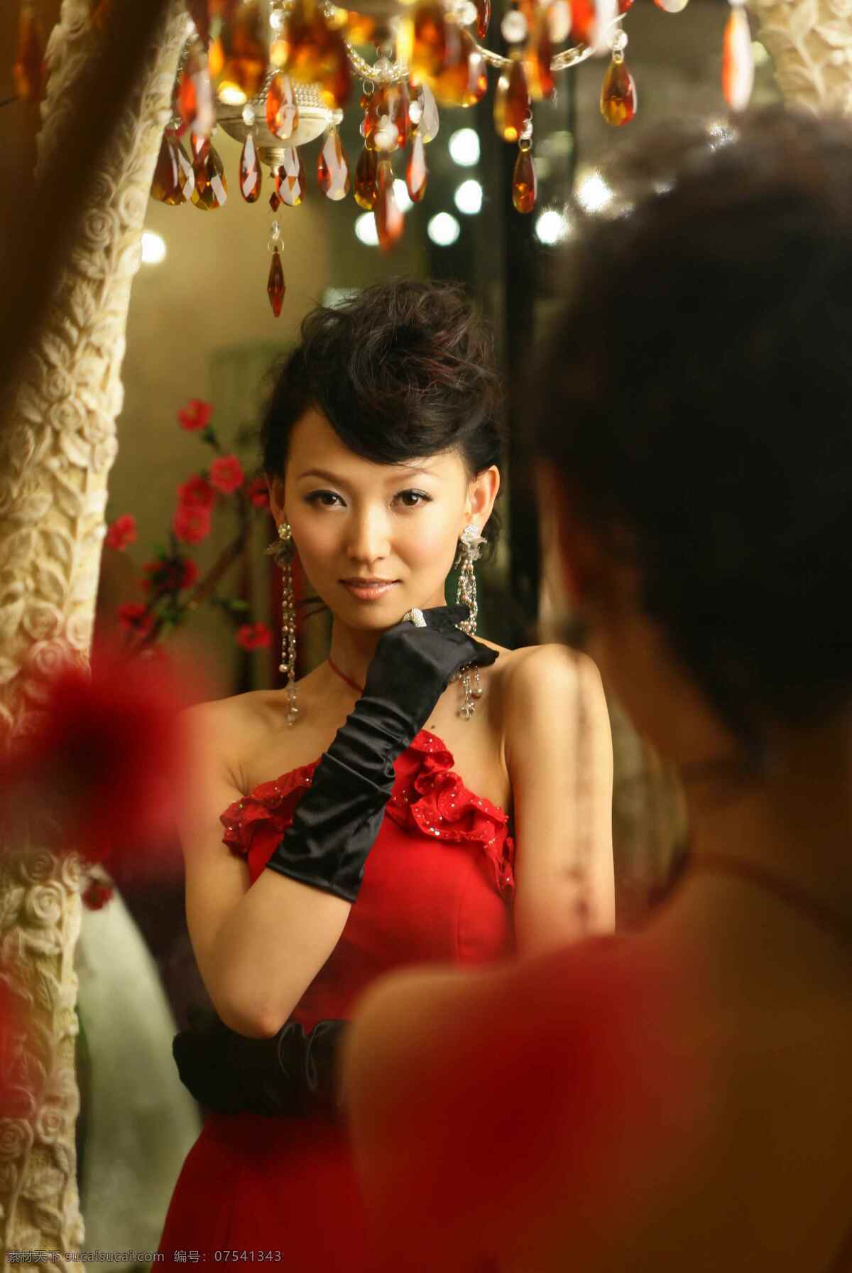 亚丽 红色晚礼服 写真 浙江电视台 频道 美女主持 明星偶像 人物图库