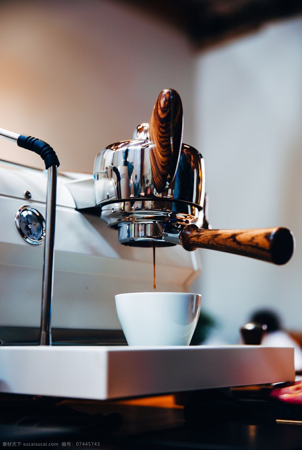 咖啡机 咖啡杯 自动咖啡杯 咖啡 机械 自动化 饮品 餐饮美食 餐具厨具
