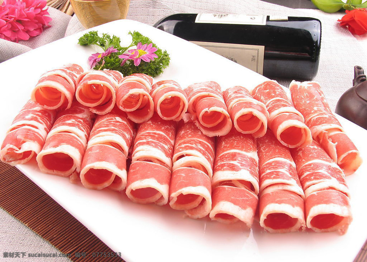 相间肥牛 极品肥牛 牛肉卷 火锅食材 涮锅 餐饮美食
