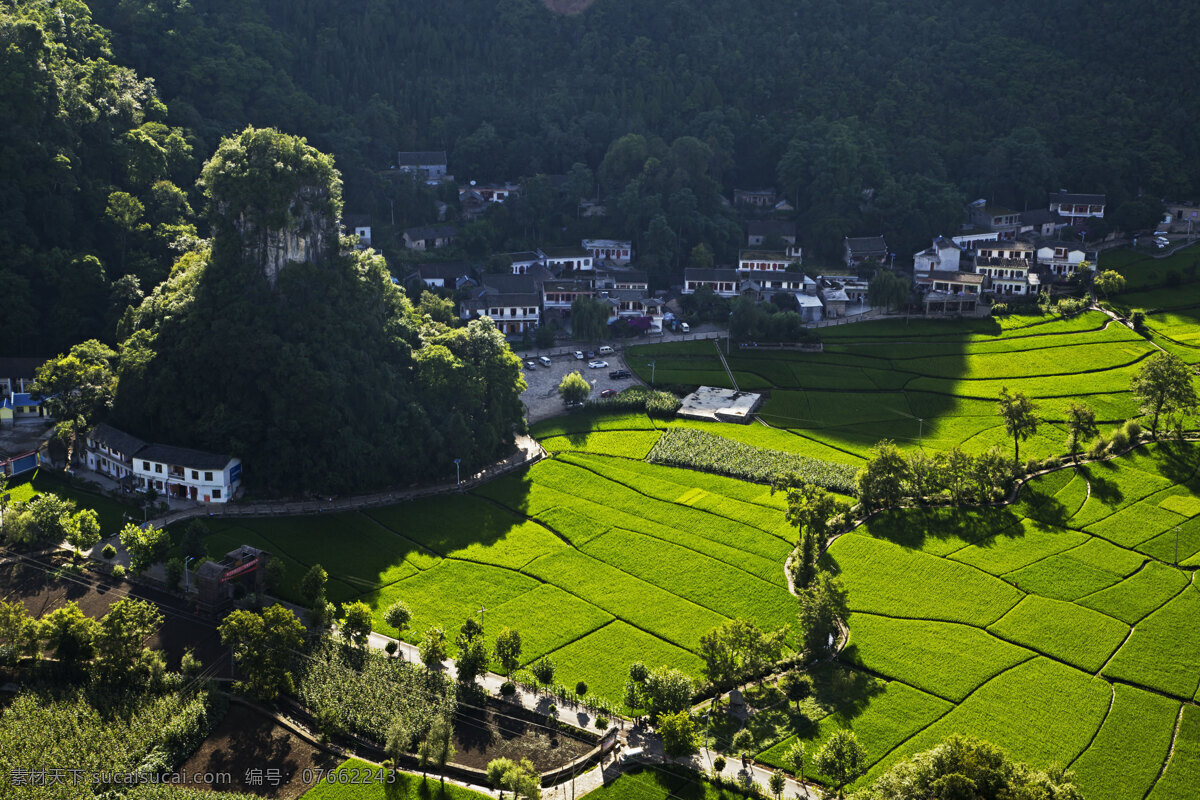 乡村 田园 风景 高清 山脉 群山 山脚 连绵的山 阳光