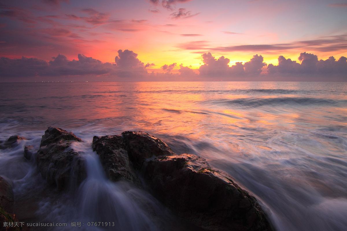 海洋唯美风景 夕阳 晚霞 海景 风景 景色 景观 海边 海滩 大海 海洋 海浪 梦幻风景 海边石头 礁石 海洋礁石 石头 夕阳美景 美景 漂亮风景 岛屿 海天一线 远景 全景 蓝天 天空 自然景观 自然风景