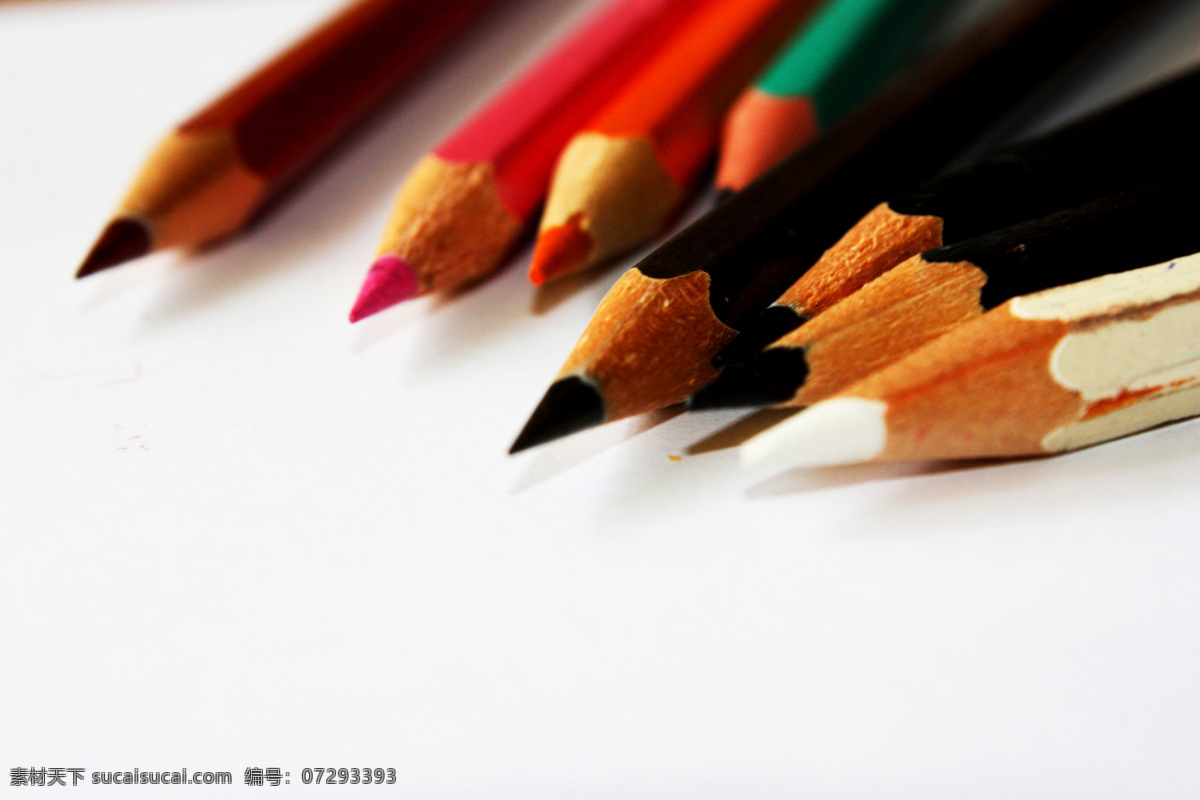 彩色 铅笔 办公 彩铅 彩色铅笔 画笔 生活百科 文化 七彩铅笔 用品 学习用品 学习办公 psd源文件