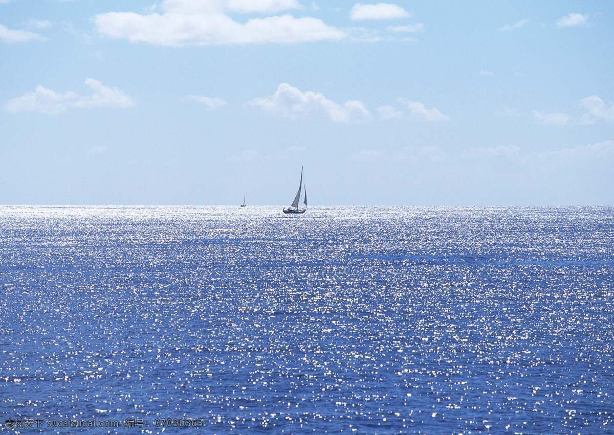 帆船 海景 海水 山水风景 自然景观 美丽水面风景 海水面 晶莹海水面 亮晶晶的水面 波光粼粼 山水风景美图 风景 生活 旅游餐饮