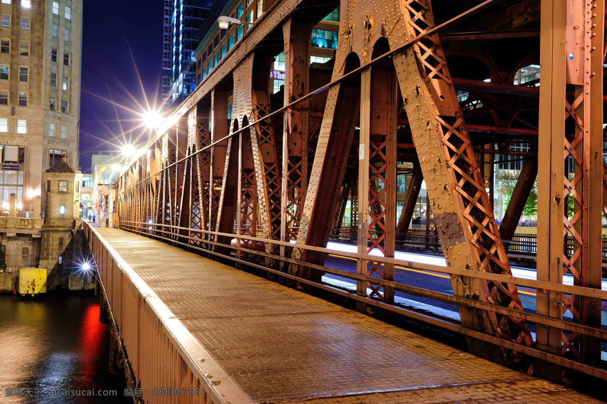 钢铁 大桥 侧面 夜景 钢铁大桥 建筑 灯光 侧面夜景 城市风光 环境家居