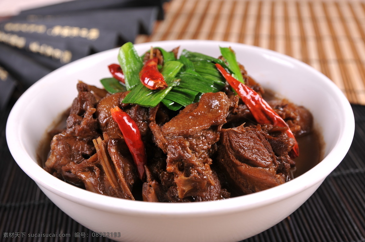 老鹅烧土豆 土豆烧老鹅 红烧老鹅煲 土豆炖鹅 土豆老鹅 红烧老鹅 餐饮美食 传统美食