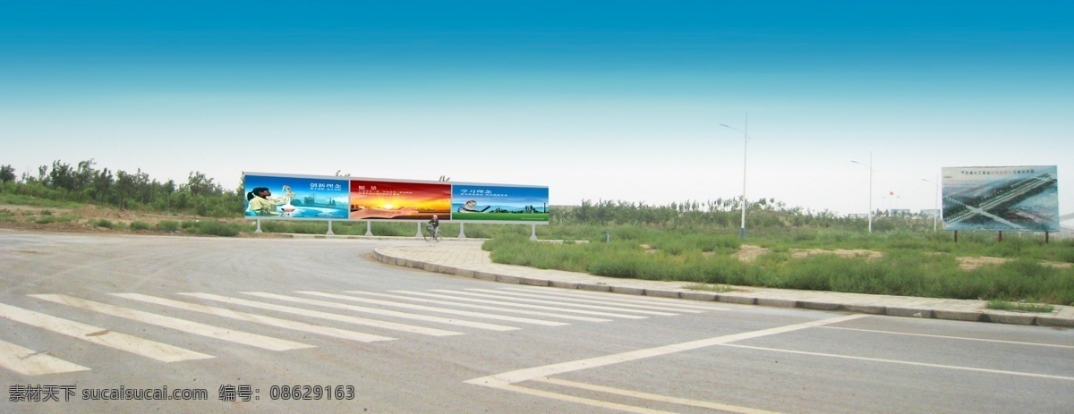广告牌 蓝天白云 马路 路边 场景 油路 psd源文件