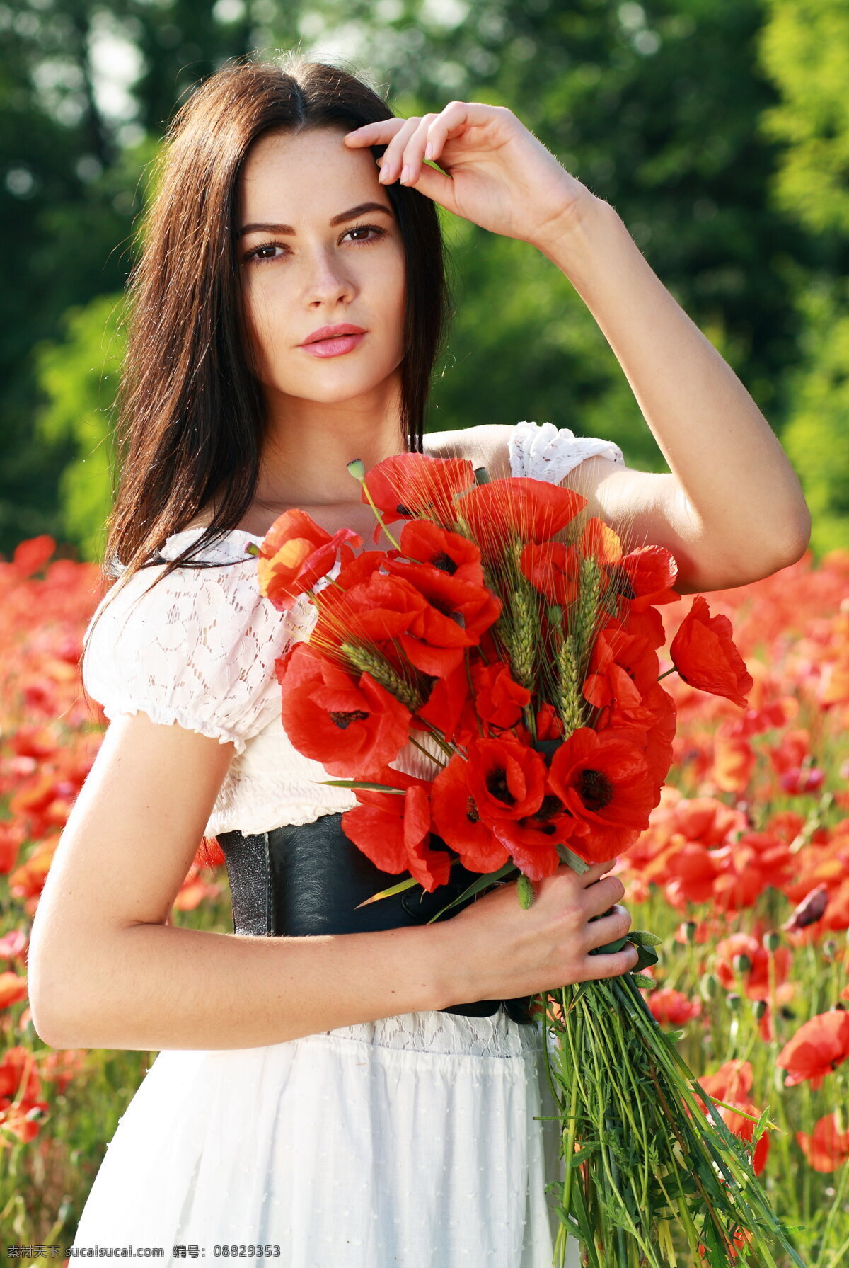 亚洲美女 鲜花 花束 罂粟花 花海 红花