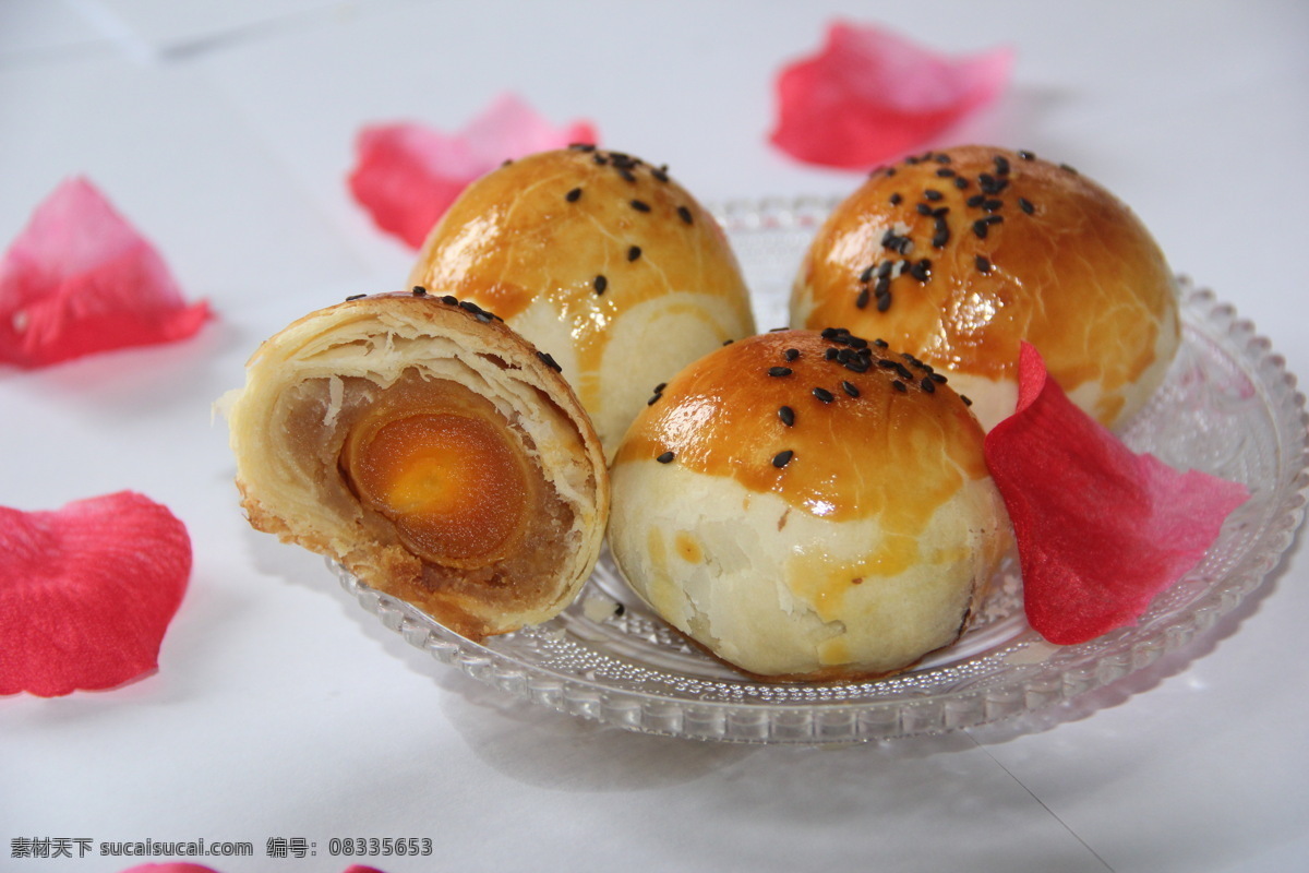 蛋黄酥 产品 蛋黄 酥皮 芝麻 圆形 传统小吃 餐饮美食 传统美食