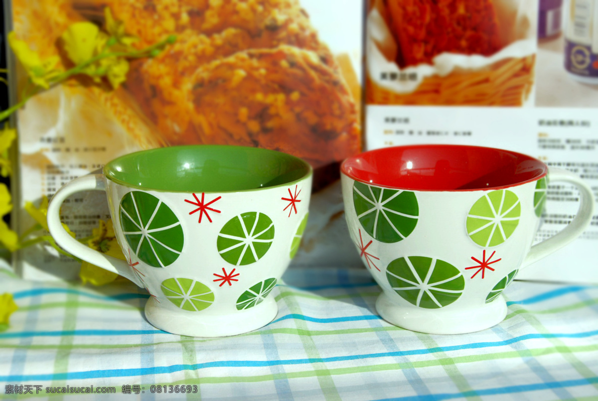 花草 手柄 碗 一对 杯子 餐具厨具 餐饮美食 陶碗 餐具类 矢量图 日常生活