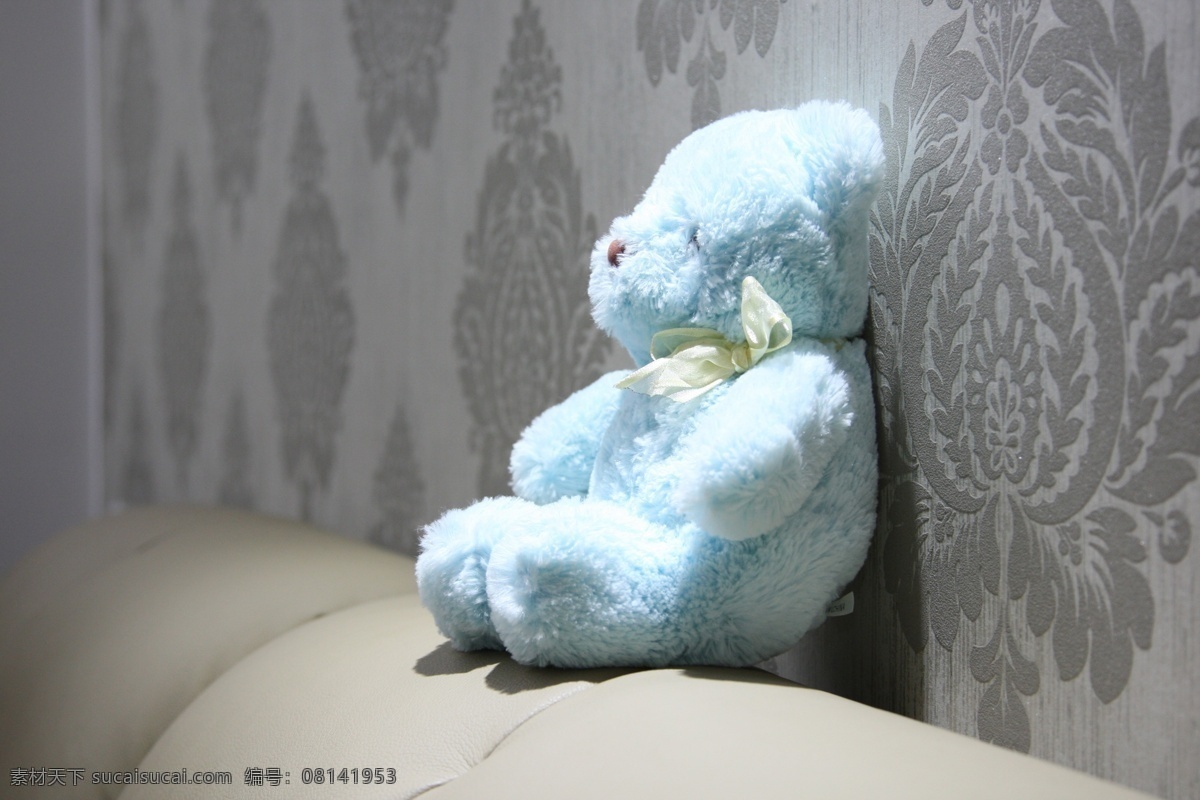 小熊 布娃娃 家居 墙纸 熊 毛绒绒 可爱 悲伤的小熊 小清新 沙发 家居生活 生活百科