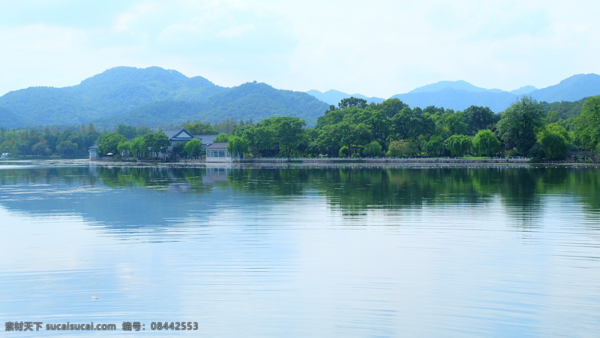西湖苏堤 浙江 杭州 西湖 苏堤 湖水 蓝天 白云 树 风景 美景 古迹 自然景观 自然风景