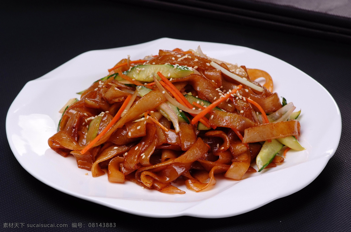 素炒河粉 干炒牛河 炒河粉 传统美食 餐饮美食